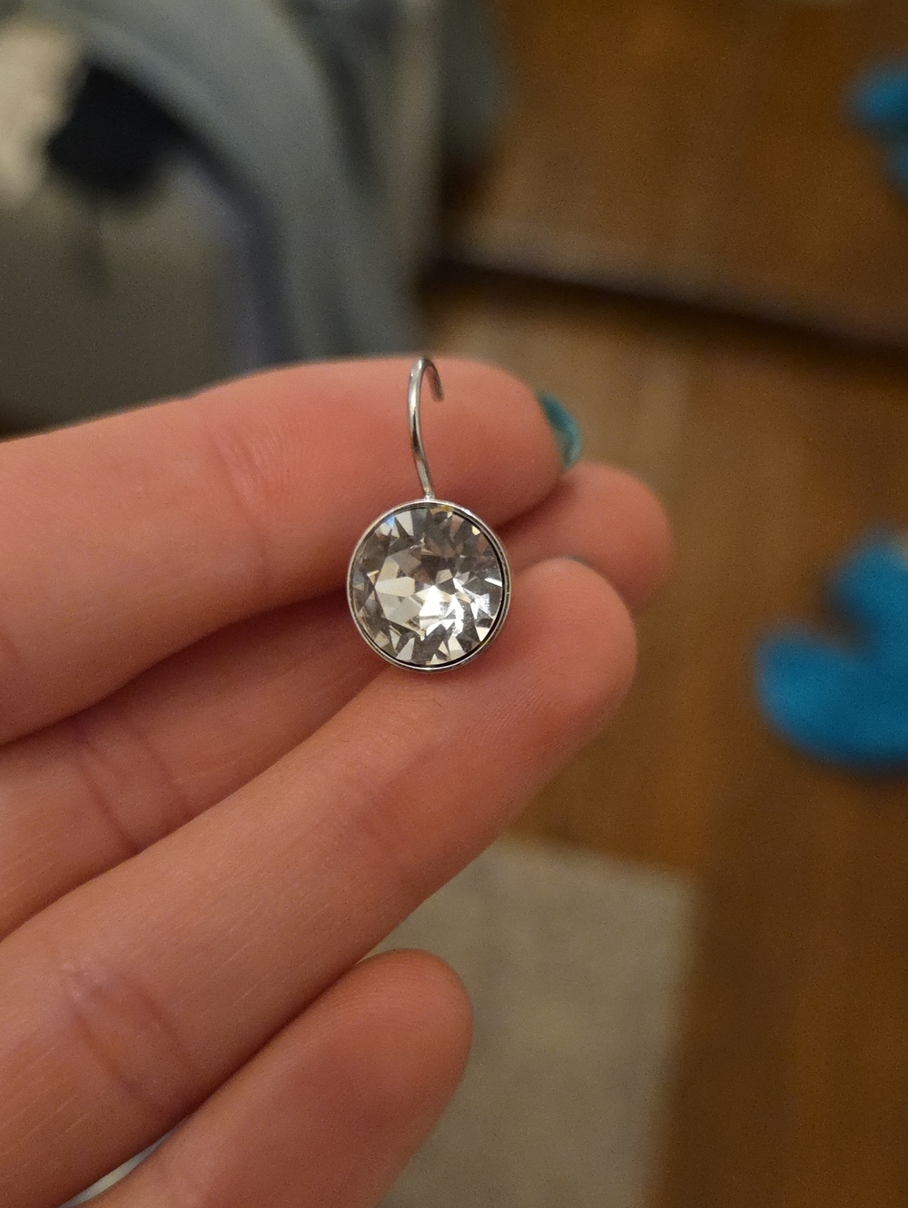 Swarovski Bella Earrings - Picture 5 of 6